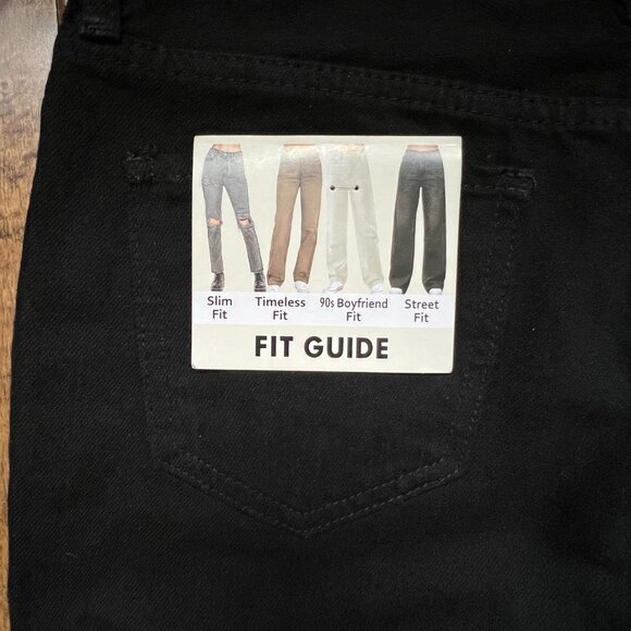 S.O.N.G. Women's 90s Boyfriend Low Rise Distressed Black Demin Jean, Size 5/27 - Picture 10 of 12